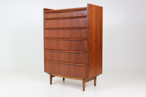 Retro Vintage Chest of Drawers by Michael Bloch for Skillinge Møbelfabrik