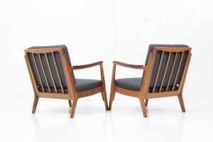 Retro Vintage Classic Mid-Century Armchairs in Oak with Organic Shaped Details